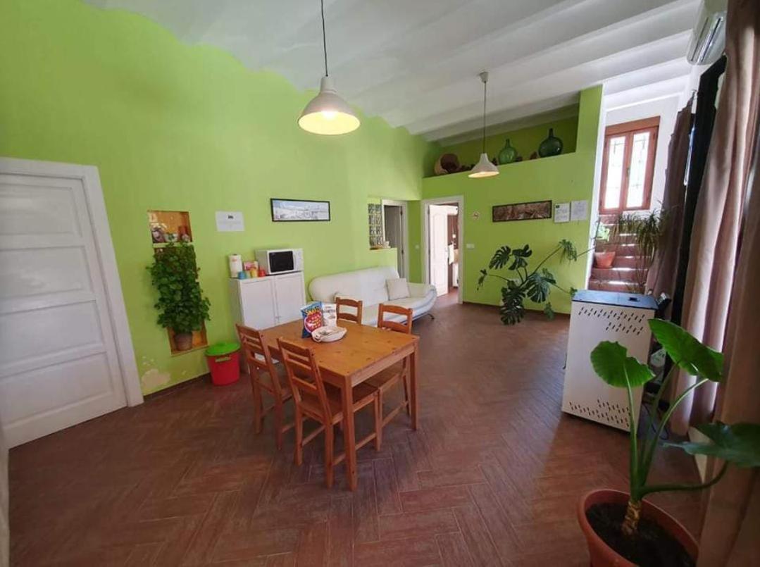 Huéscar Vivienda Rural Embalse San Clementeゲストハウス エクステリア 写真