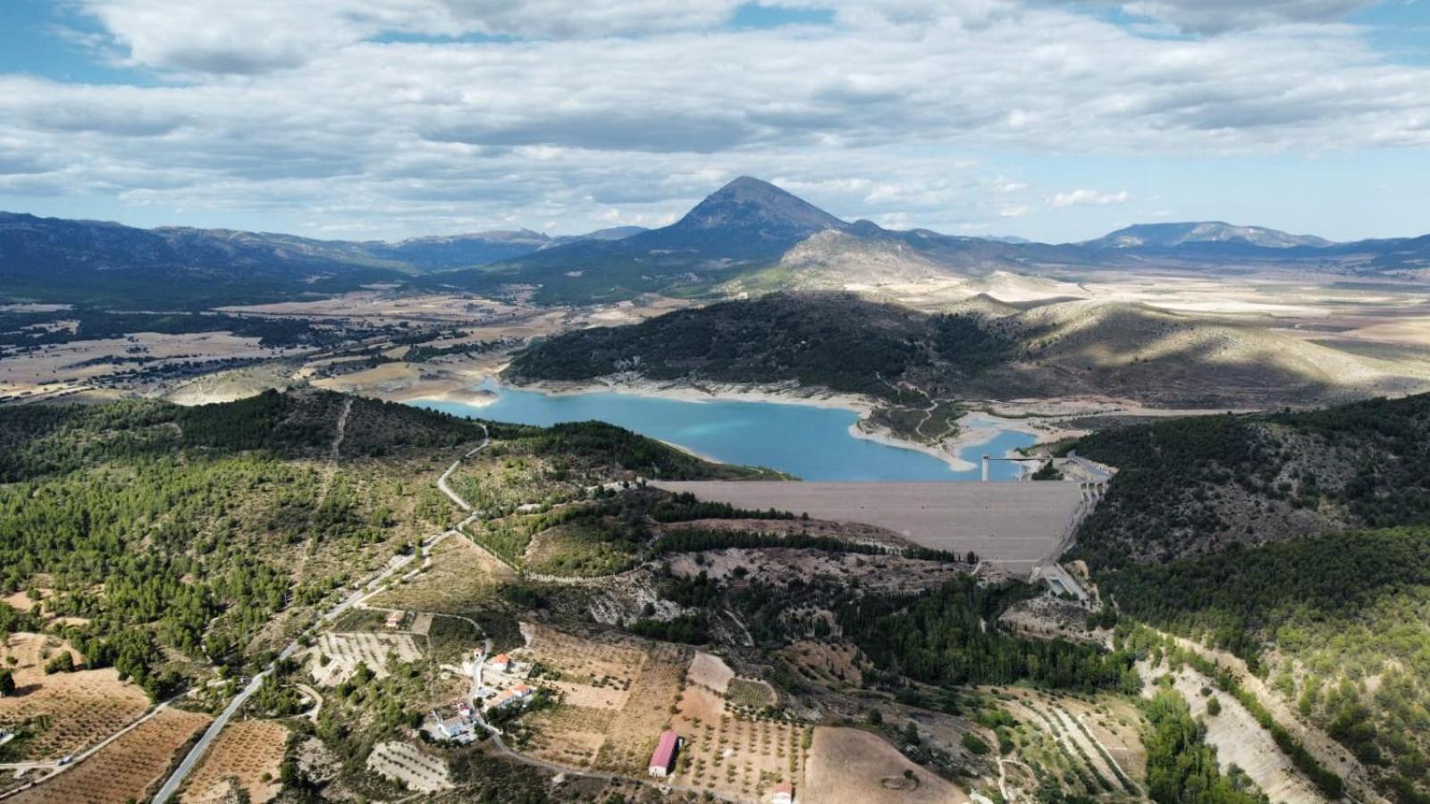 Huéscar Vivienda Rural Embalse San Clementeゲストハウス エクステリア 写真